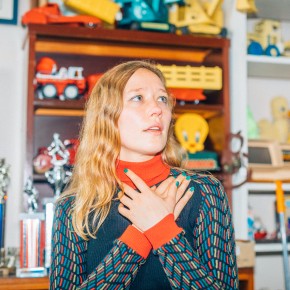 JULIA JACKLIN