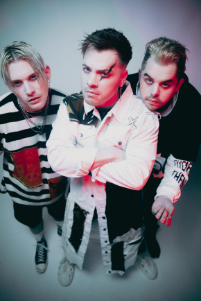 SET IT OFF